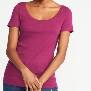 Old Navy Slim-Fit Scoop-Neck Tee in Boysenberry Juice